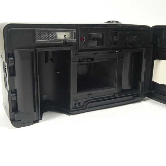 Chinon 35FX-III 35mm Film Camera Point & Shoot Vintage Untested - Picture 9 of 11